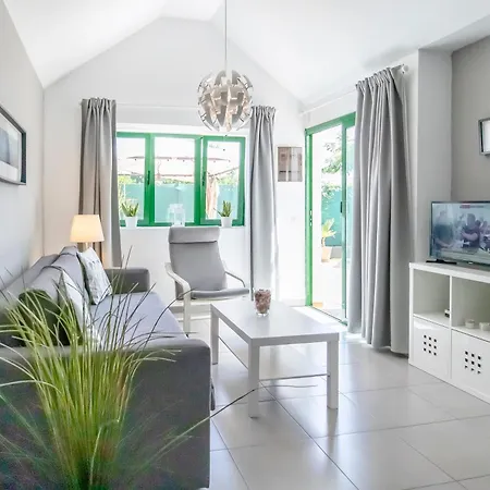 Aloha - Wonderful Private Terrace Apartmán