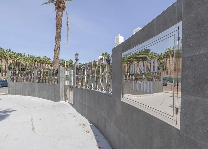 Aloha - Wonderful Private Terrace